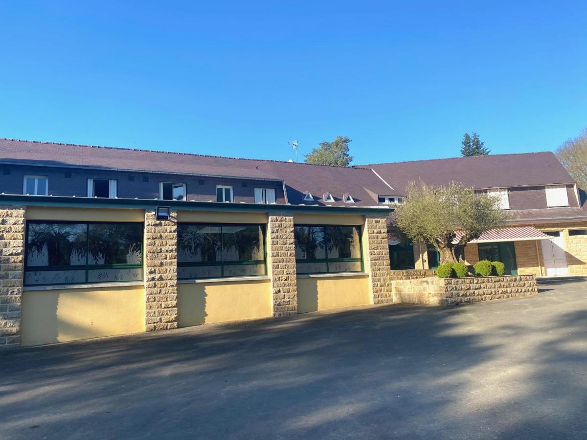 Hotel Roc Land Les Portes du Coglais Luaran gambar