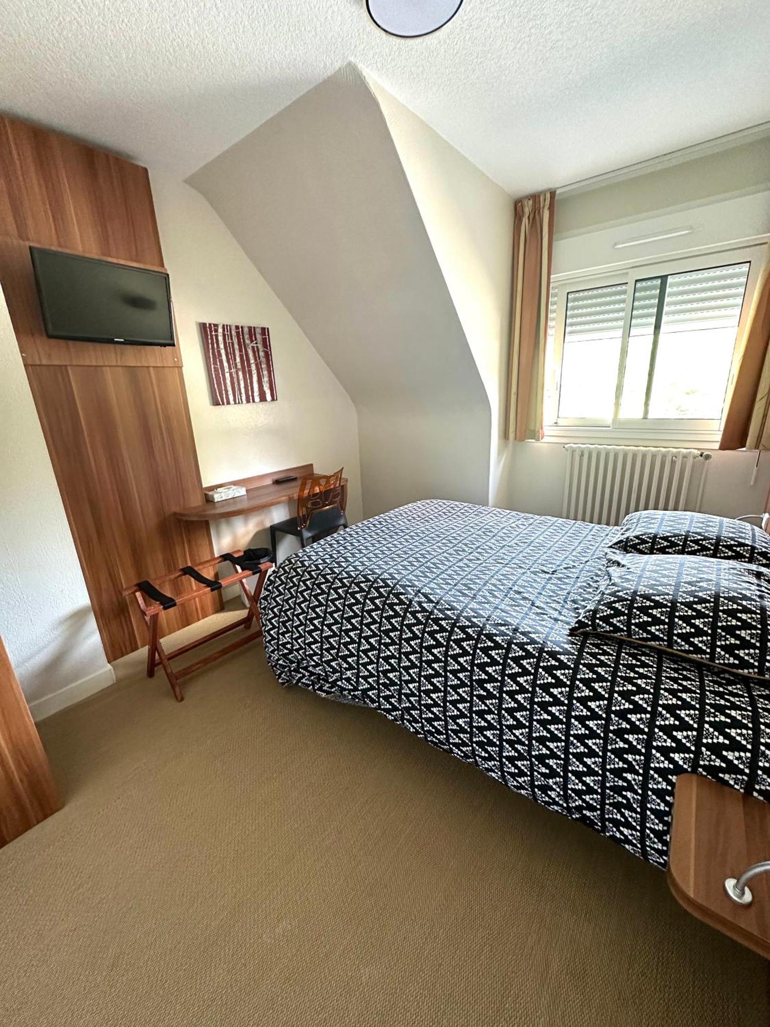 Hotel Roc Land Les Portes du Coglais Luaran gambar